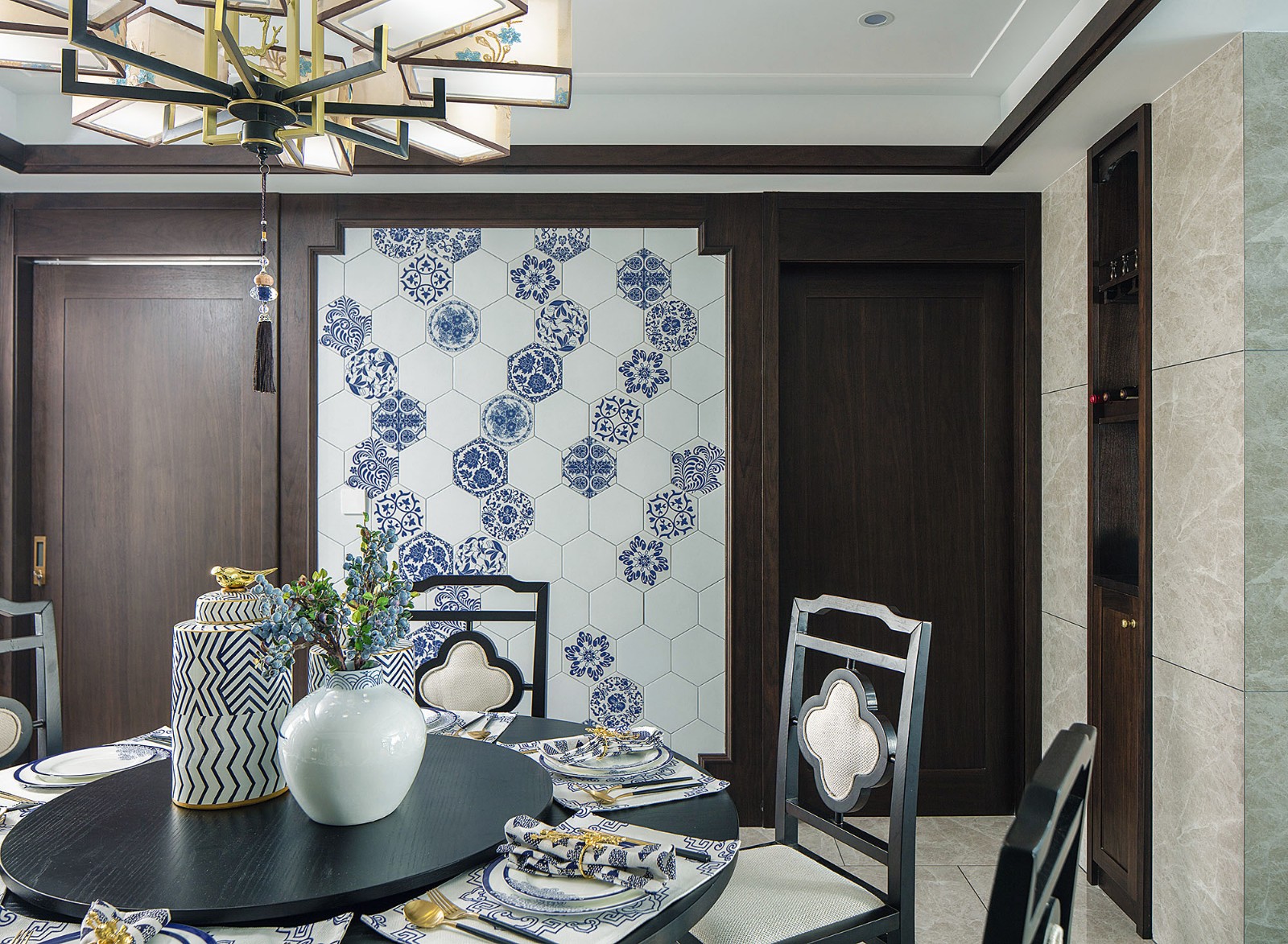 装修案例新中式风格室内装修效果图-餐厅 装修案例新中式风格室内装修效果图-餐厅